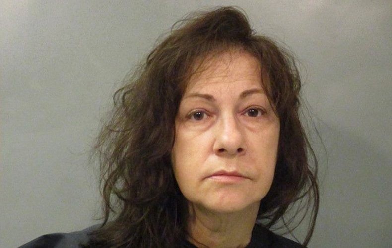 Su madre murió y convivió con el cadáver seis meses para seguir cobrando la pensión | Internacionales