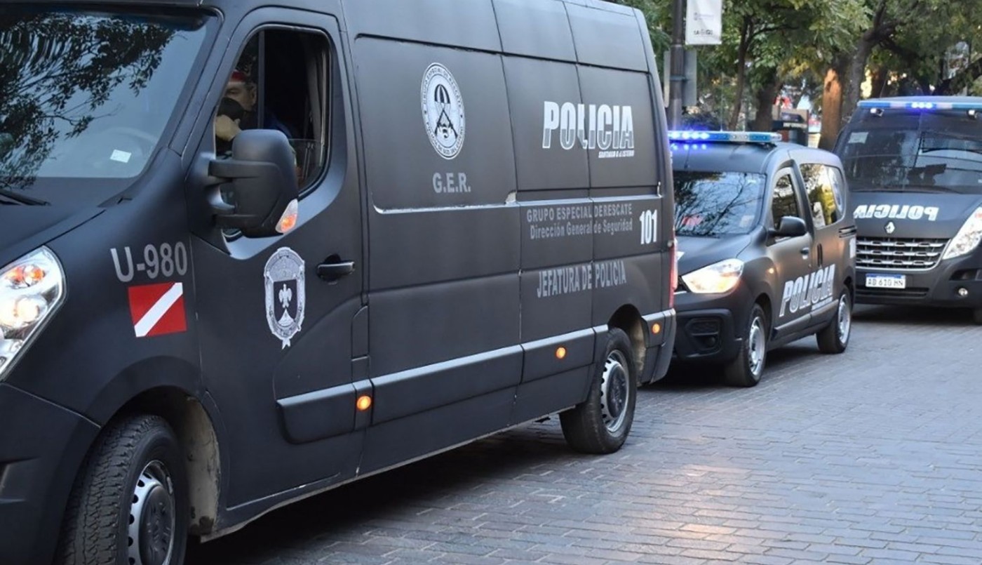 Ingresó a terapia intensiva a la fuerza para abrazar por última vez a su mamá que falleció con síntomas de coronavirus | Actualidad