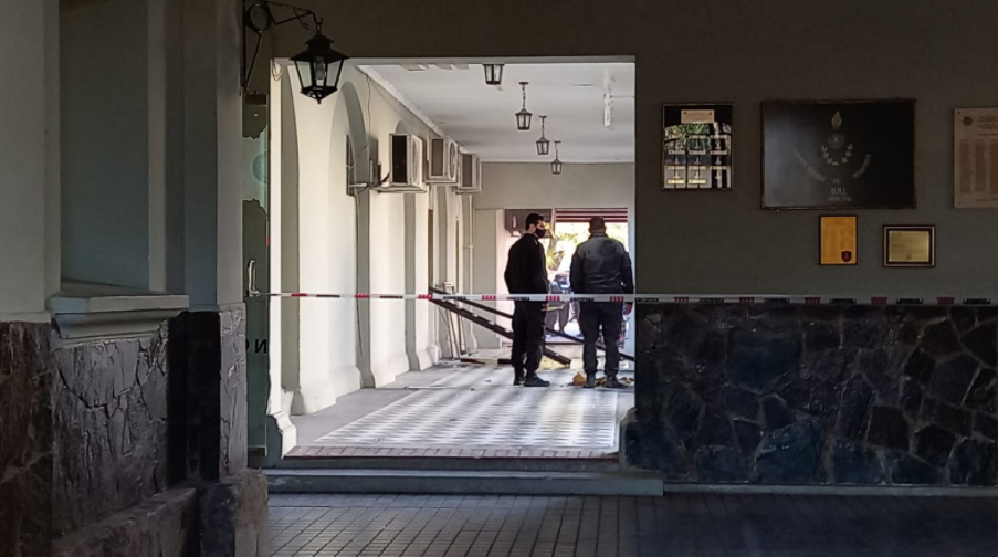 Urgente: Fuerte explosión en sede policial de Santa Fe con 3 heridos | Actualidad