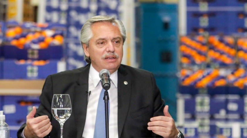 En medio de la polémica por el cumpleaños en Olivos, el Presidente encabeza un acto | Política y economía