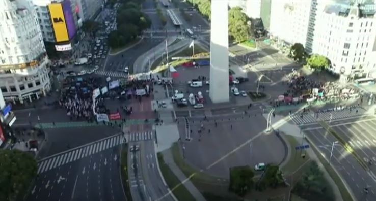 Convocan a marcha al Obelisco en repudio al festejo en Olivos | Política y economía