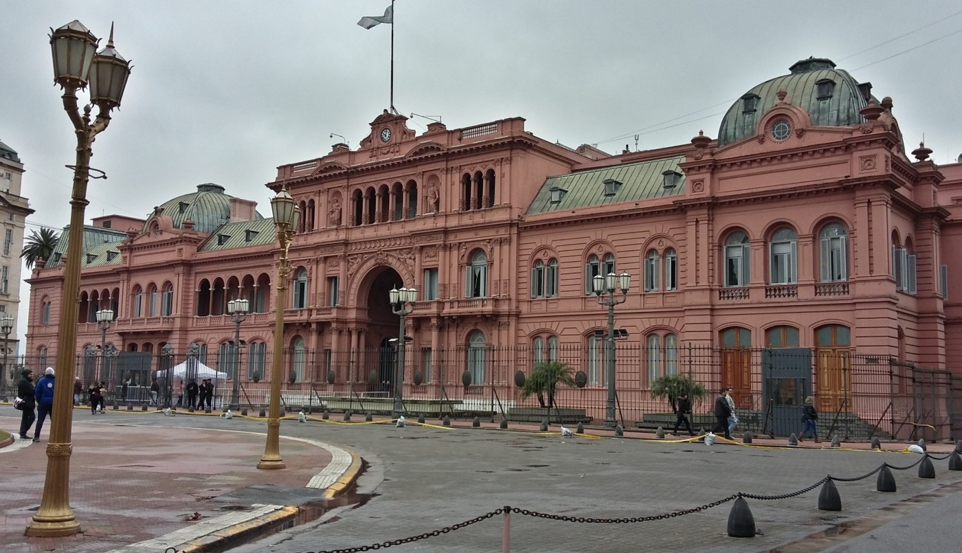 Dueños de pymes celebran el Día del Empresario Nacional con un acto frente a la Casa Rosada | Actualidad