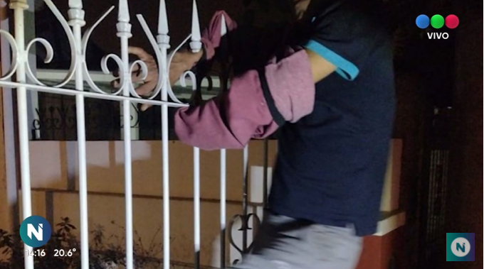 Fue a robar y quedó enganchado en la reja | Córdoba