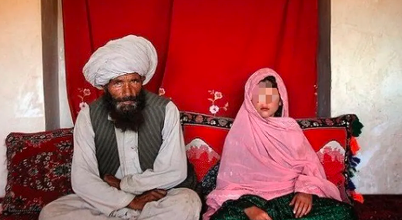 La foto que se viralizó para denunciar la situación de las mujeres en Afganistán | Internacionales