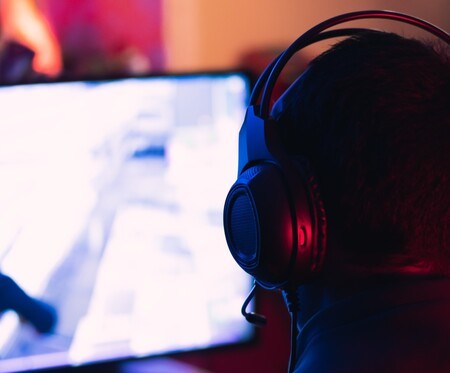 China limita a tres horas semanales los videojuegos onlne para menores | Internacionales