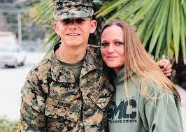 La furiosa carta contra Biden de la madre de un soldado muerto en Afganistán y que Instagram dio de baja | Internacionales