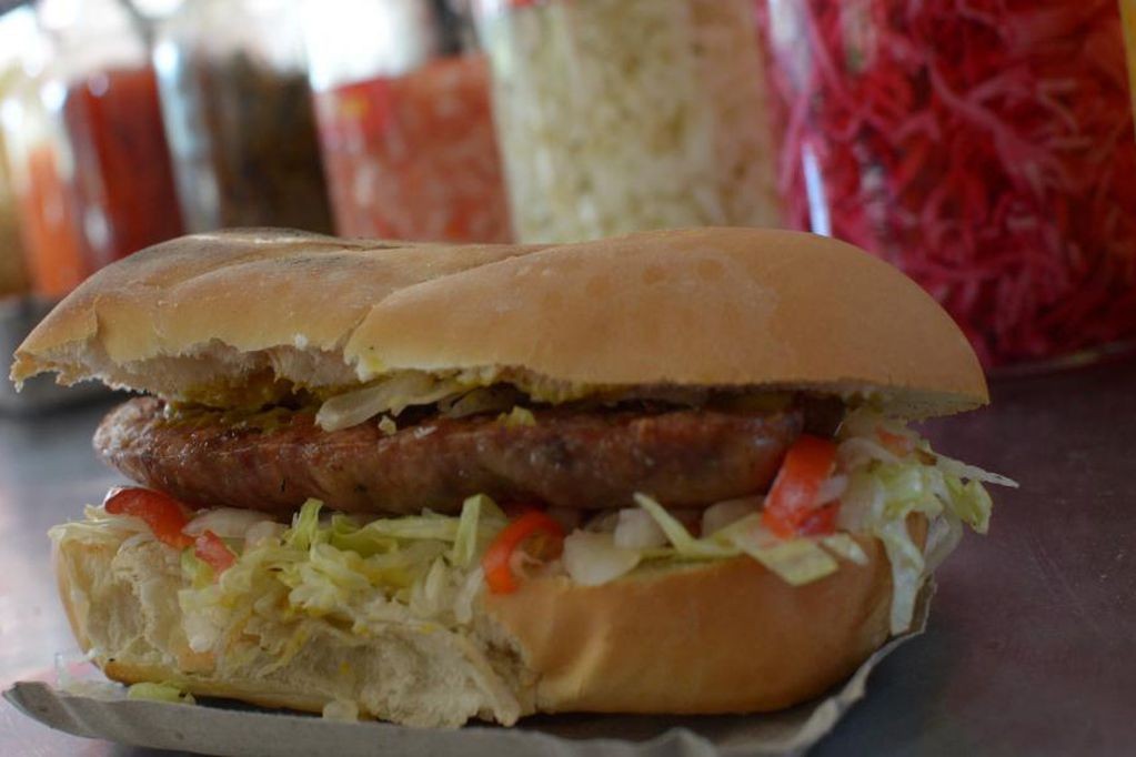 Eligen al choripán en el top 5 de los sándwiches del mundo: cuáles lo superan | Actualidad