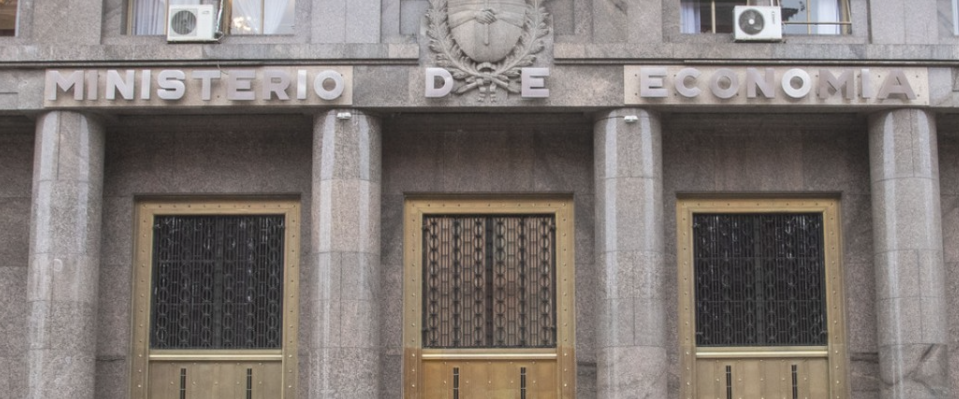 El Poder Ejecutivo aumentó el gasto en más de un billón de pesos por sobre lo autorizado en la ley de Presupuesto | Política y economía