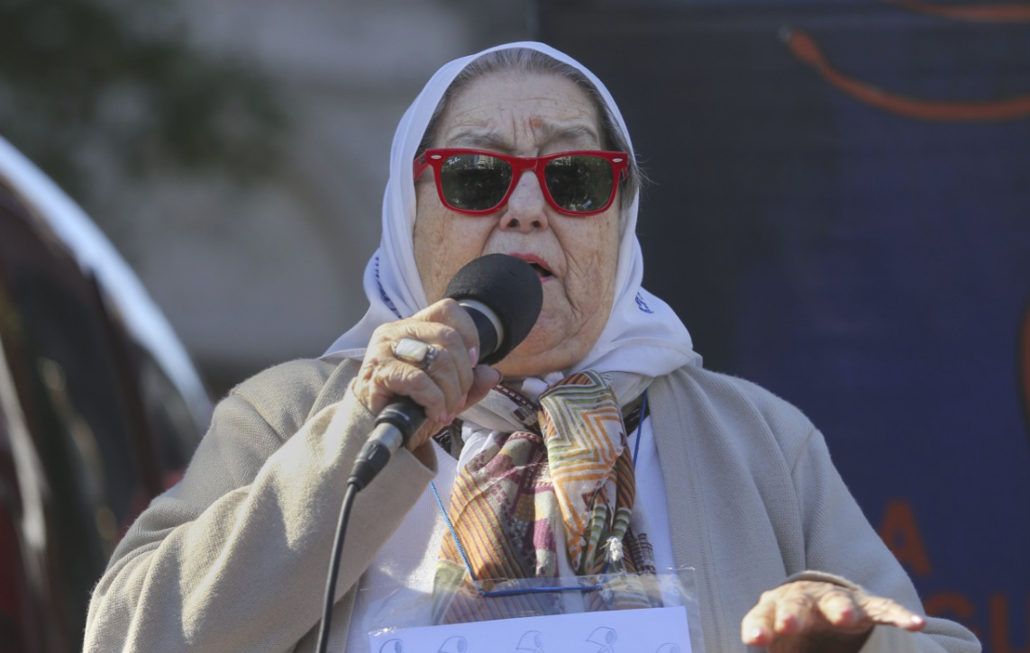 Hebe de Bonafini pidió cambios en el Gabinete y dijo que a Fernández "le hacen el diario de Yrigoyen" | Política y economía