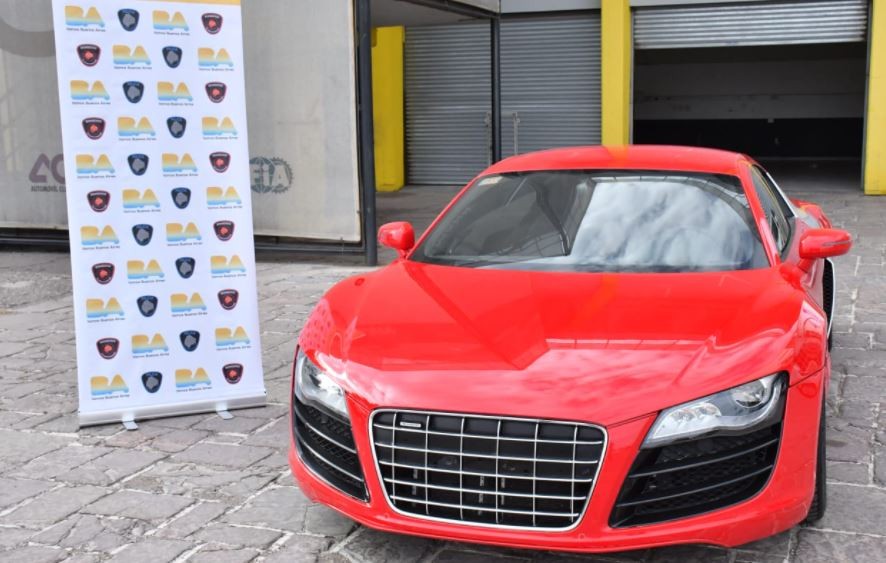 Subastan un Audi R8 incautado por hacer trompos en Palermo: el dinero recaudado tendrá fines benéficos | Actualidad