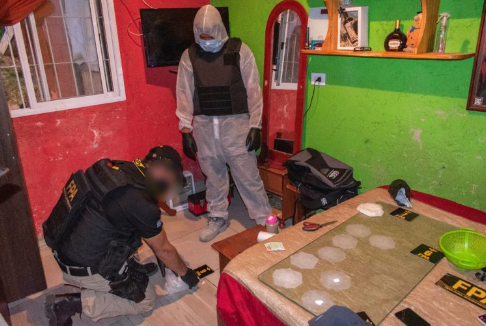 Un narcomenudista atrapado en flagrancia, un vendedor de autos era “delivery” | Córdoba