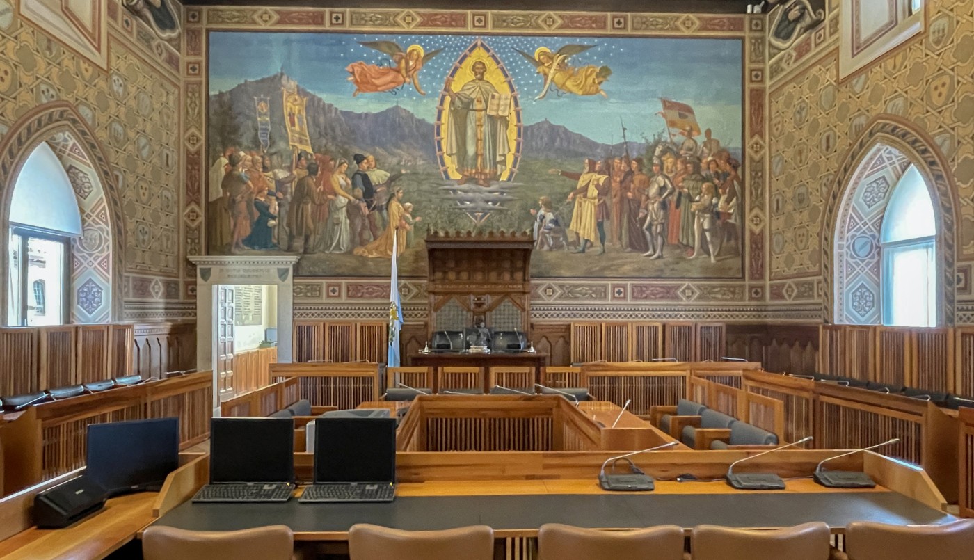 Italia: arrestaron a un párroco acusado de usar dinero de la Iglesia para orgías y drogas | Internacionales