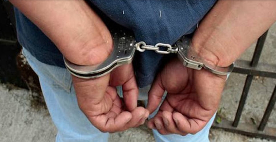 Broma inoportuna: mostró la cola por la ventanilla y lo vio el jefe de policía… | Córdoba