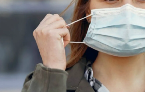 El Gobierno anunció el fin del tapabocas en espacios abiertos y explotaron los memes | Redes