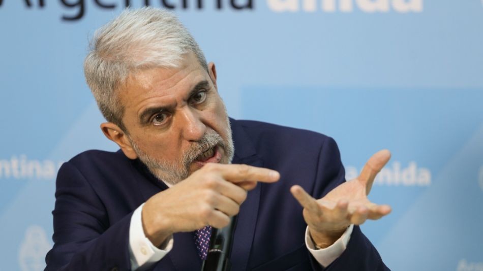 Aníbal Fernández, sobre las pistolas Taser: "Argentina no está preparada para eso" | Política y economía