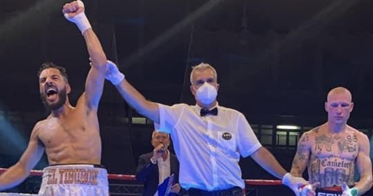 Polémica por un boxeador italiano que exhibe tatuajes nazis | Internacionales
