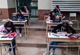 Invertirán 5 mil millones de pesos para buscar alumnos que abandonaron la escuela en pandemia | Actualidad