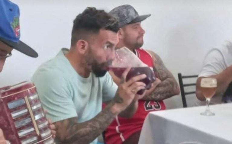 Con ofertas de Brasil y México, Tevez se mostró a puro chamamé en Santiago del Estero | Deportes