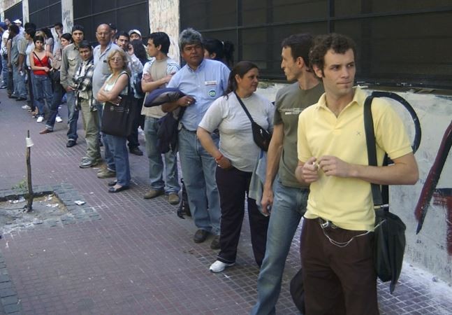 Aseguran que la desocupación cayó por el “efecto desaliento” y que se destruyeron puestos de trabajo | Actualidad