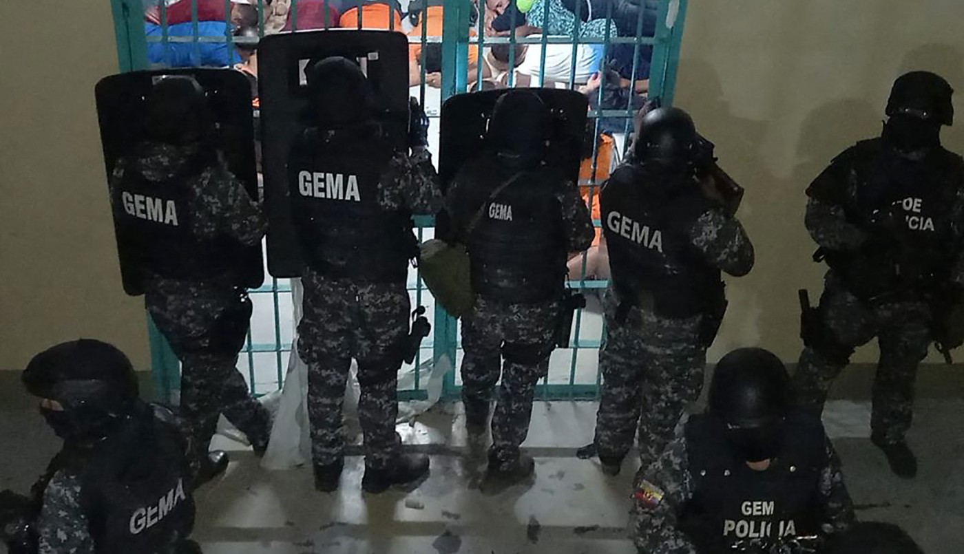 Masacre en una cárcel de Ecuador: un motín terminó con 100 muertos | Internacionales