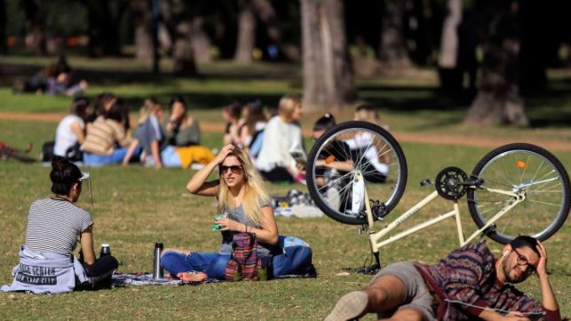 El Gobierno difundió el decreto con las flexibilizaciones de medidas por el coronavirus | Política y economía