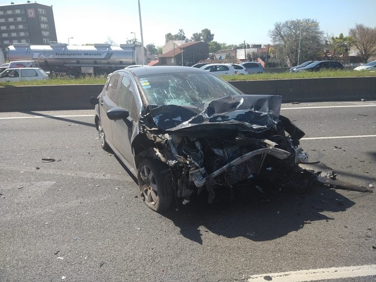 Tragedia en Acceso Oeste: "La nena se murió en mis brazos", el relato de una testigo | Actualidad