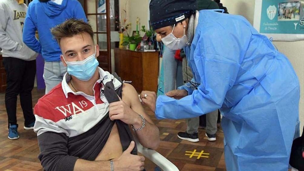 El Gobierno distribuirá esta semana 1,6 millones de vacunas para jóvenes de 12 a 17 años | Actualidad