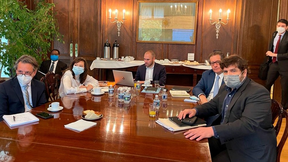 Martín Guzmán y Miguel Pesce analizaron aspectos técnicos de la negociación con el equipo del FMI | Actualidad