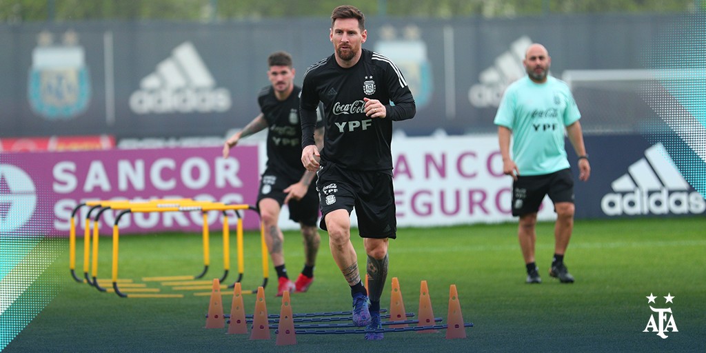 Argentina recibe a Perú en el Monumental en busca de un nuevo paso a Qatar | Deportes