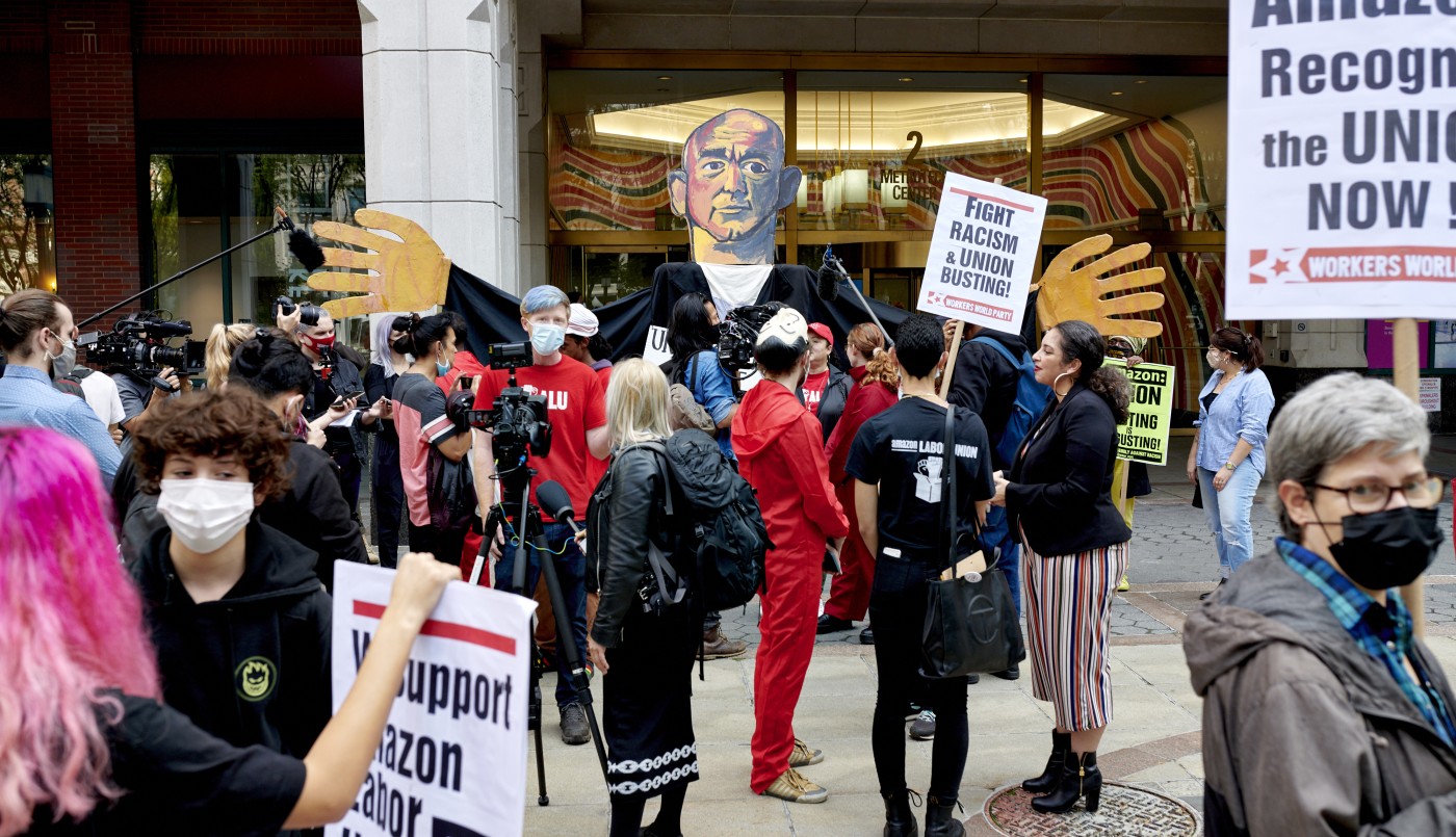 Empleados de Amazon en Nueva York avanzan en la sindicalización | Internacionales