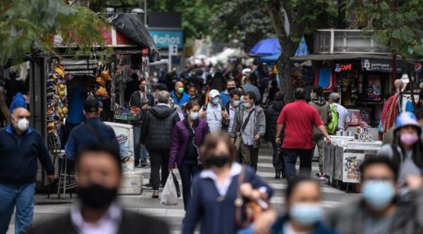 Chile cierra octubre con más casos de coronavirus que agosto y septiembre juntos | Internacionales