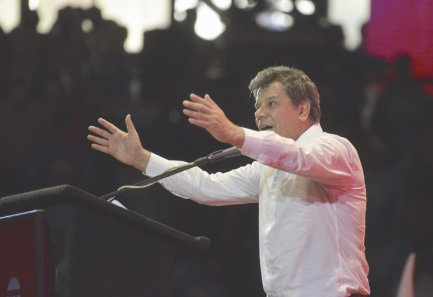 Manes apuntó contra el Gobierno: “La dignidad no se compra con una bicicleta o una heladera” | Política y economía