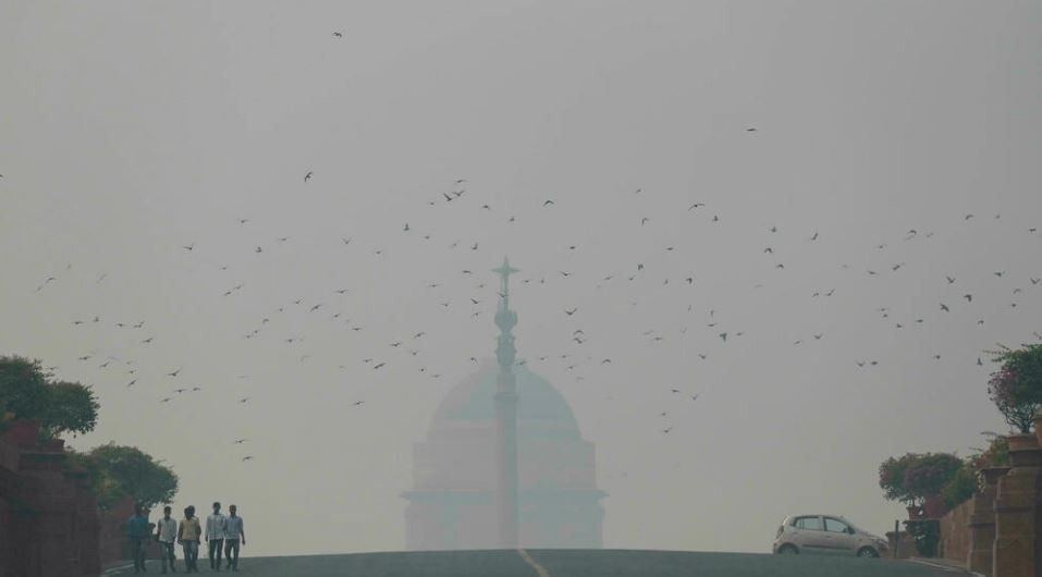 Alarma sanitaria en Nueva Delhi: una nube de smog cubrió la ciudad | Internacionales