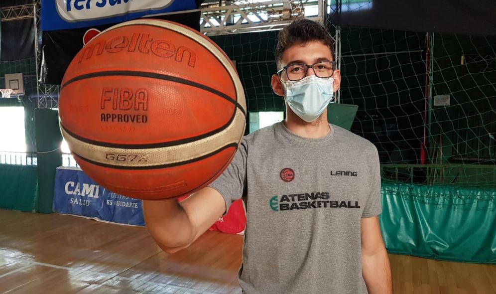 Juvenil de Atenas rindió examen de medicina, apenas terminó el partido contra Peñarol | Deportes