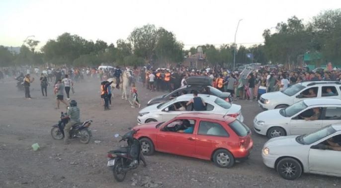 En San Juan, empezó antes la venta presencial de entradas para Argentina-Brasil por las largas filas | Deportes