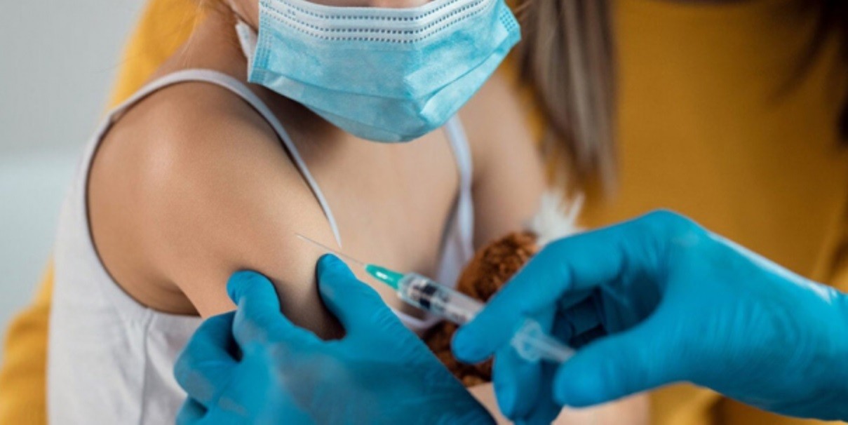 Informe sobre reacciones adversas tras la vacunación anticovid de casi 5 millones de chicos | Actualidad