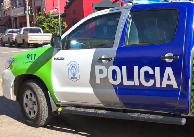 Un delincuente murió tras robar un auto y tirotearse con policías en Malvinas Argentinas | Actualidad