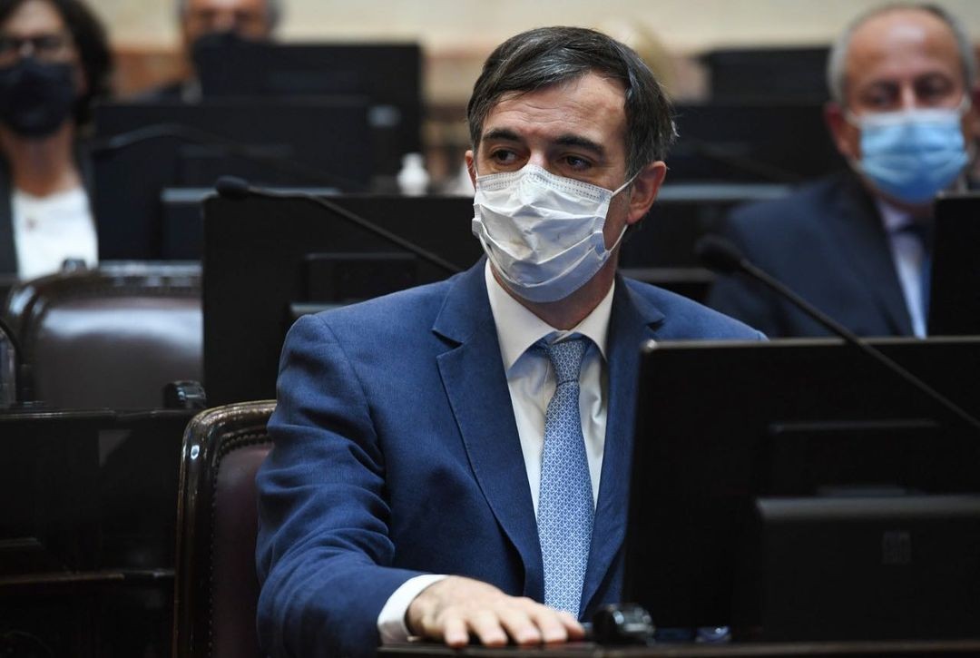 Esteban Bullrich: "Tengo que renunciar a mi banca de senador para dedicarme a mi familia y la ELA" | Política y economía