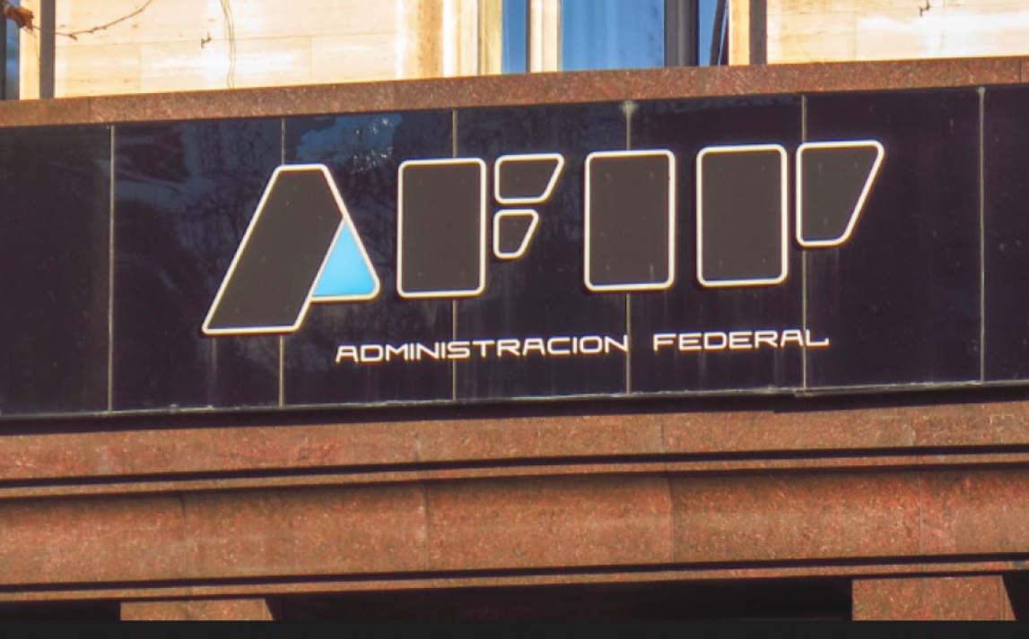 Empleados pagarán Impuesto a las Ganancias desde salarios de $226.000 en 2022 | Política y economía