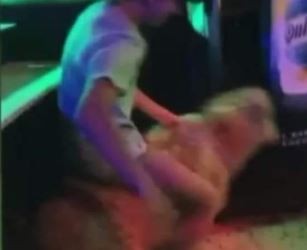 Escándalo en un boliche: ingresaron ovejas y las montaron | Actualidad