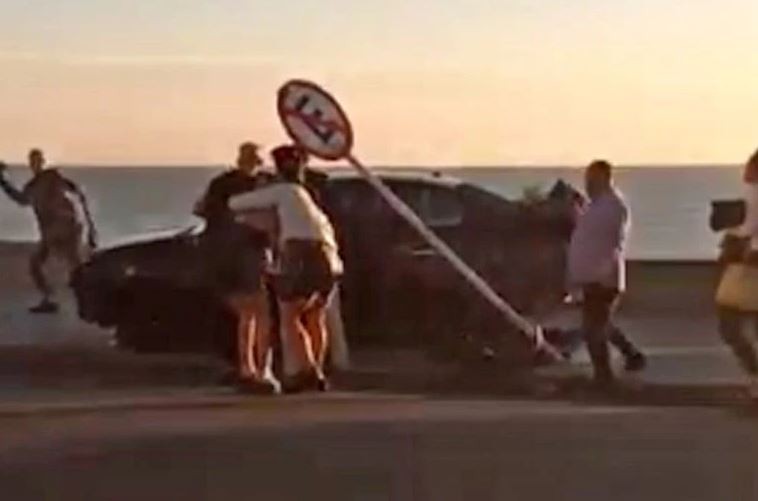 Emiten alerta para que no pueda tramitar el registro un joven que chocó en la costa de Mar del Plata | Actualidad