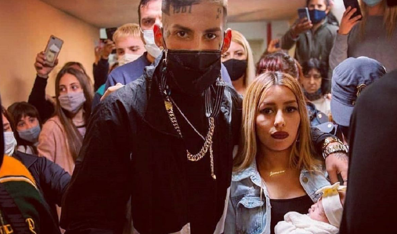 La foto en la cama que dispararon los rumores de infidelidad de Tamara Báez, la novia de L-Gante | Espectáculos