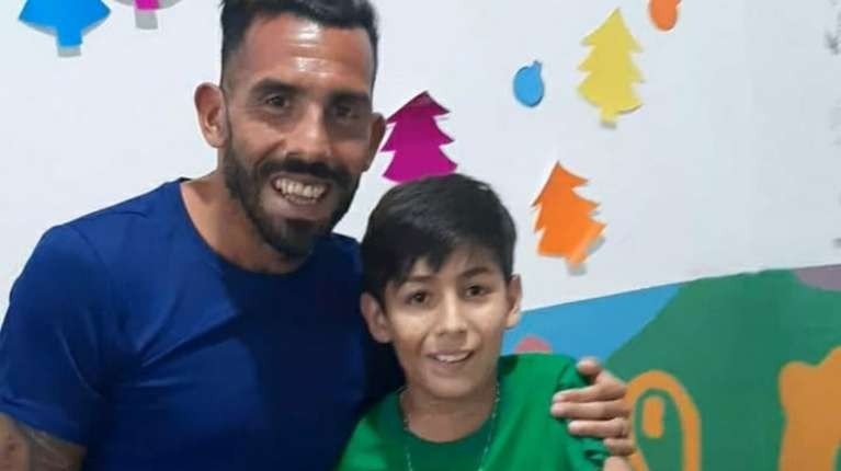 Joaquín Nahuel, el nene pastelero, cumplió su sueño de conocer a Carlos Tevez | Actualidad