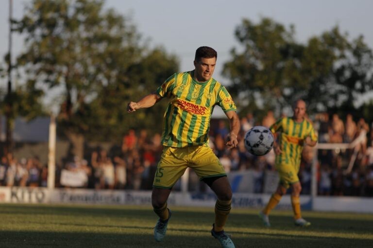 La curiosa historia de los botines de Emiliano Sala, campeones en Progreso | Deportes