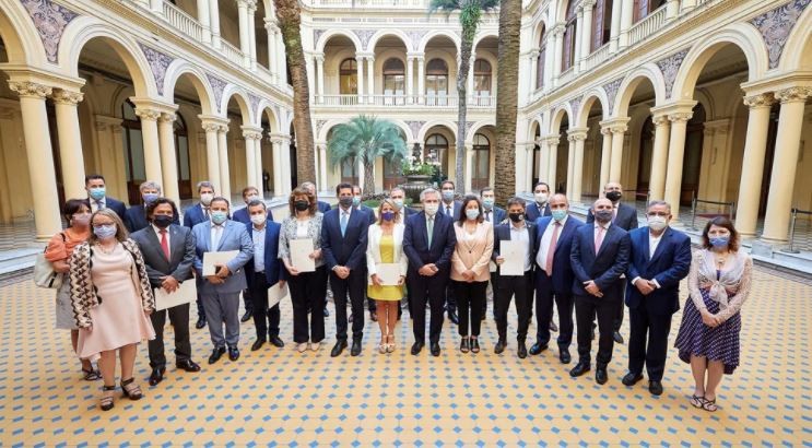 Alberto Fernández destacó la firma del Consenso Fiscal y aseguró que "sirve en la discusión con el FMI" | Política y economía