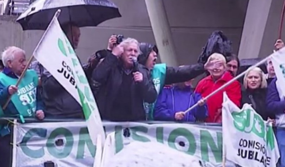 Rubén Daniele: Mestre lo jubiló por decreto, el TSJ anuló esa decisión y el sindicalista vuelve por más | Córdoba