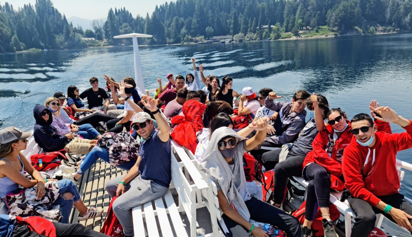 Las Varillas: preocupación por egresados que vuelven de Bariloche, la mitad contagiados | Córdoba