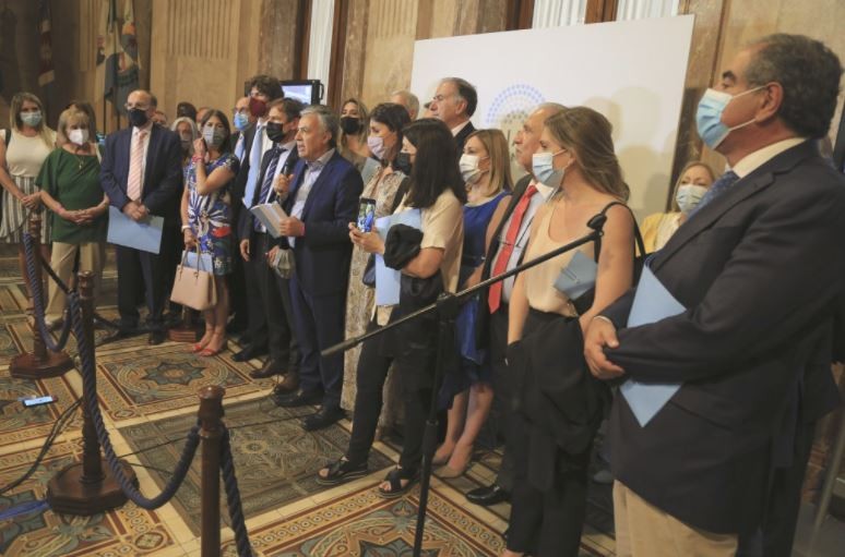 Juntos por el Cambio afirmó que la sesión del Senado "es inválida" por "incumplimiento" del reglamento | Política y economía