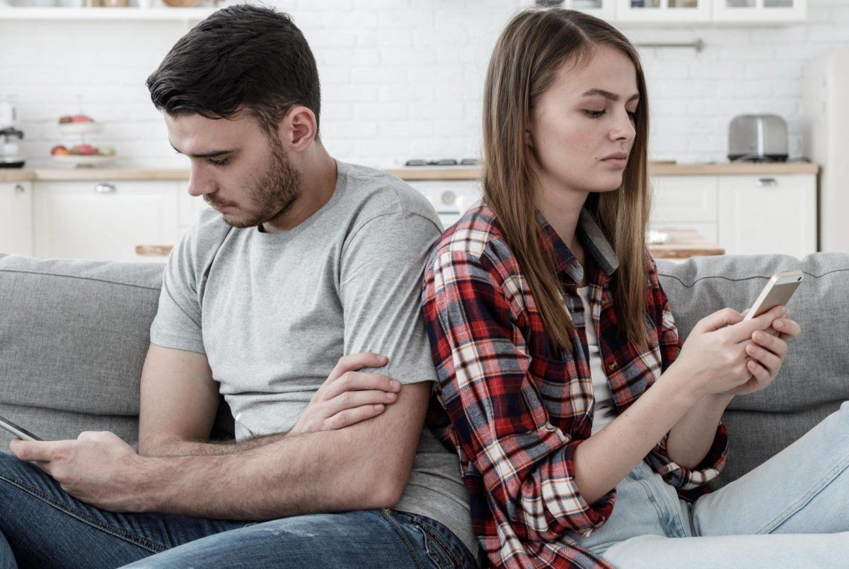 Le pagarán 25 mil dólares a la pareja que aguante un mes sin internet, ni celulares | Internacionales