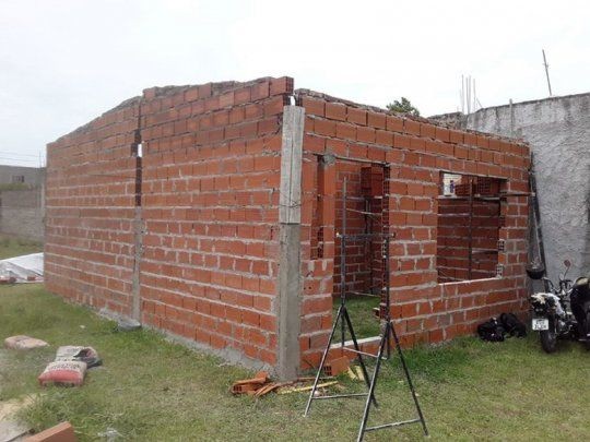 Cambió el iPhone por la casa propia y la felicitaron en las redes | Redes